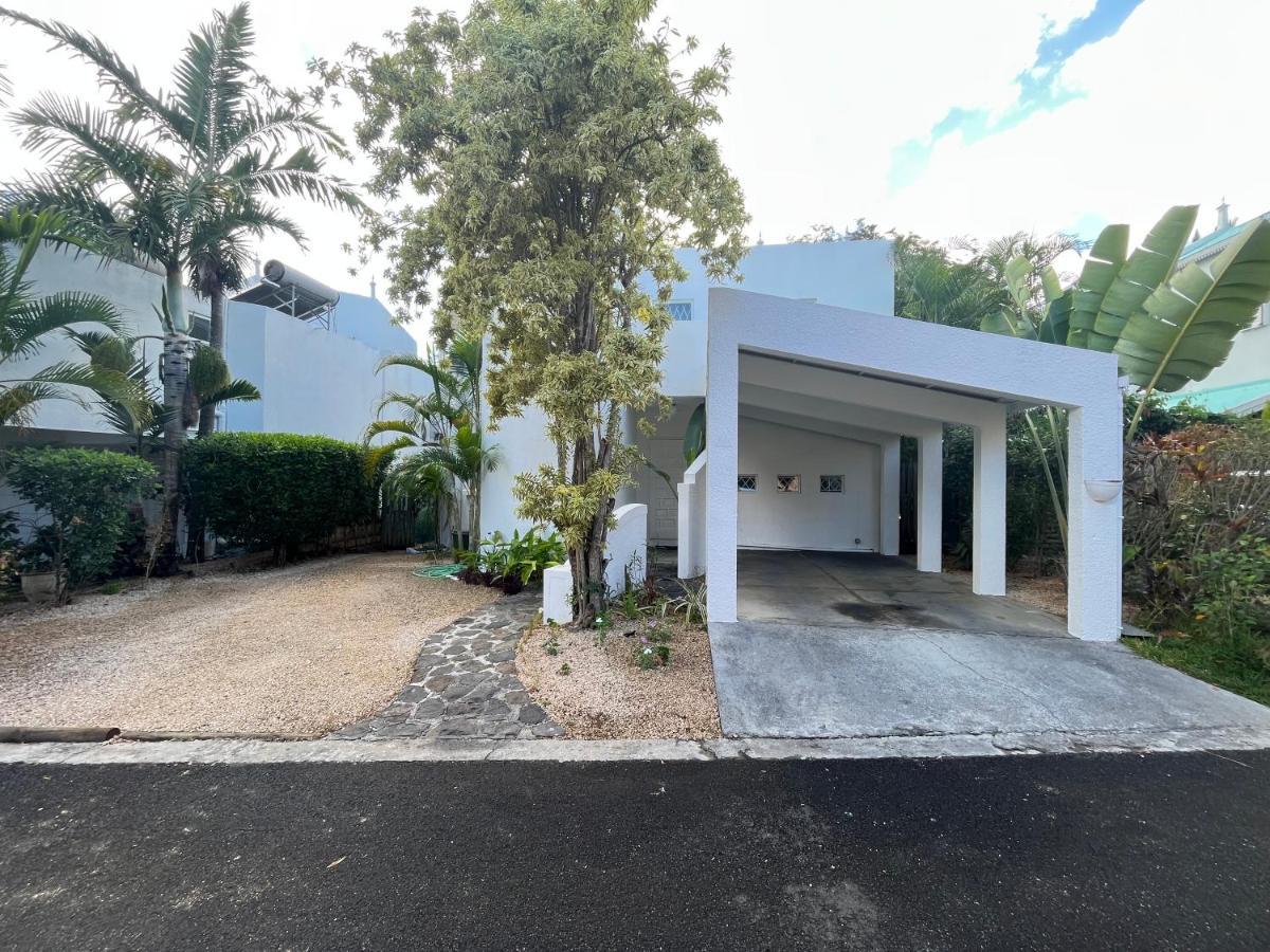 Coastal In Tamarin, Ac, Wi-fi, Walk To Everything In Tamarin